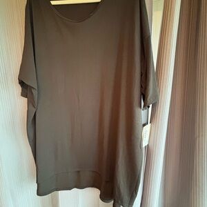 LuLaRoe Black  Tunic Top